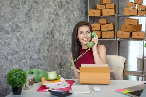 Learn How to Choose the Best Phone System for Small Business Communication