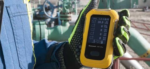 Learn How Capsule Filling Improves Accuracy and Efficiency in Production